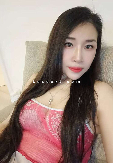 Nana - Girl Escort in Zürich