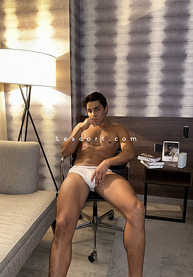ALEJANDRO 23 cm - Boys Escort in Zürich