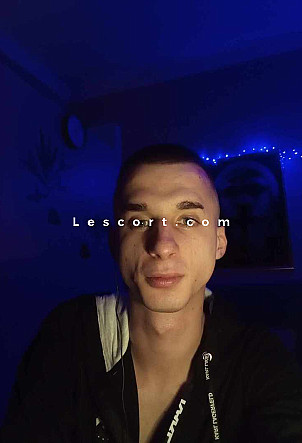 Calvin22 - Boys escort in Oensingen