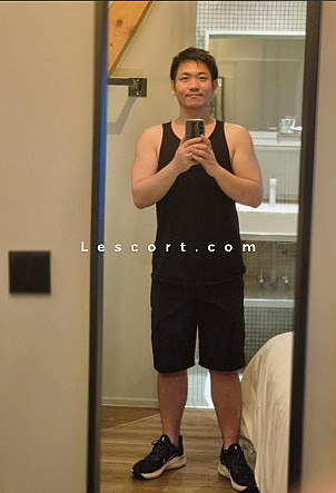 Asian boy Gay  massage - Boys escort in Zurich
