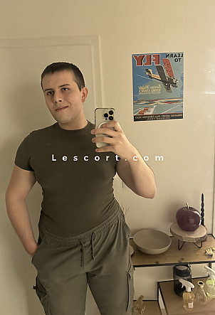 NickOnSunset - Boys escort in Basel