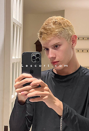 Luke - Boys Escort in Lausanne