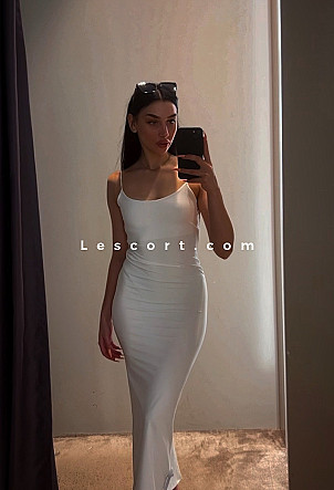 Maya - Girl escort in Zurich
