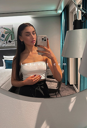 Maya - Girl escort in Zurich
