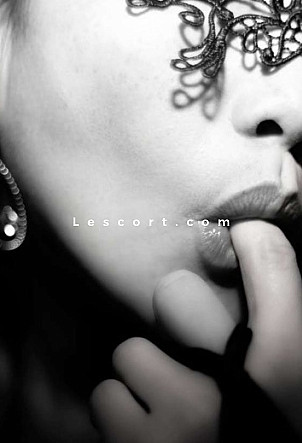 Geisha - Girl escort in Lausanne