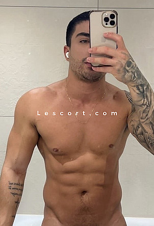 MFELIPE - Boys escort in Zurich