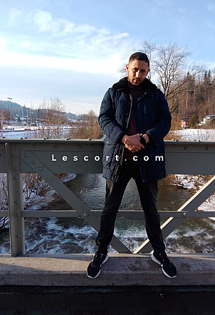 Chou - Boys escort in Dietikon