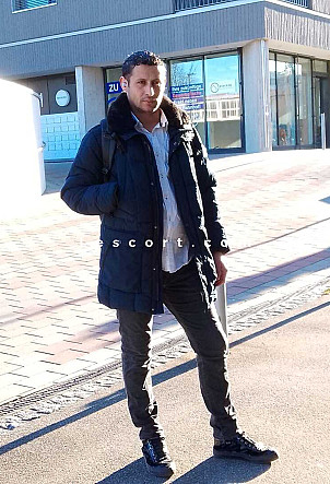 Chou - Boys escort in Dietikon