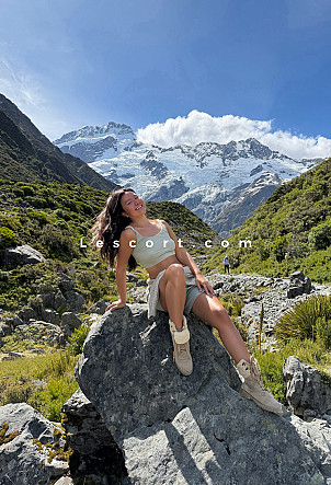 Luna River - Girl Escort in Geneva